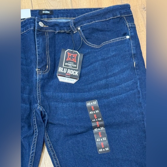 New Blu Rock Men’s Jeans 42 x 32 NWT - Picture 2 of 5